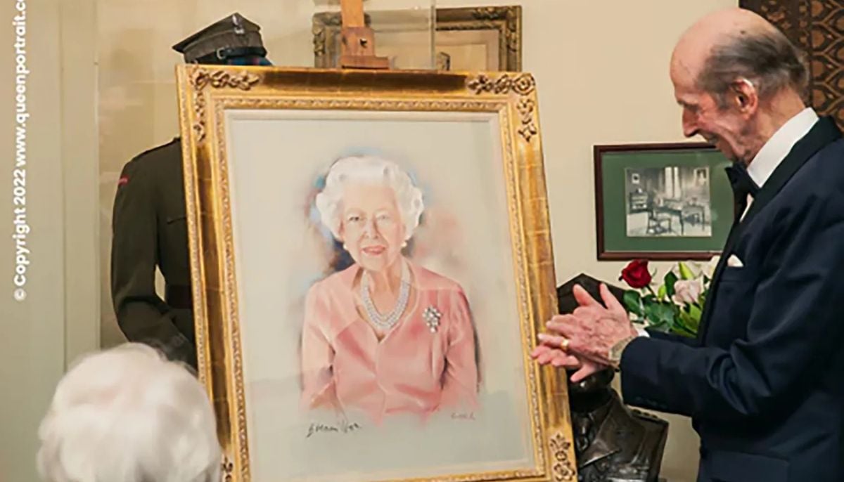 Donald Trump displays rare Queen Elizabeth portrait at Mar-a-Lago home