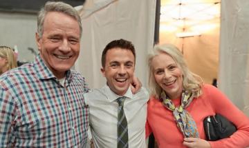Frankie Muniz recalls ‘bizarre’ first meeting with Bryan Cranston on set