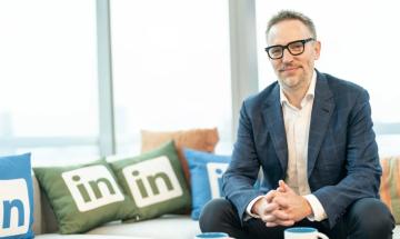 LinkedIn CEO rates job hopping above traditional degrees in 2026