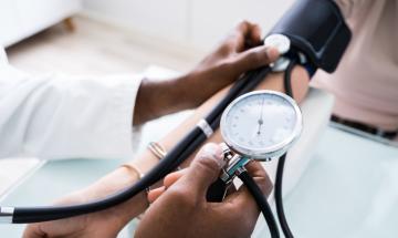 Doctors urge urine tests after high blood pressure diagnosis to detect kidney damage