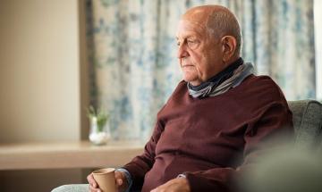 Expert explains how loneliness affects memory performance in older adults