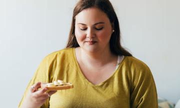 UK surgeon reveals why early calorie intake boosts weight loss