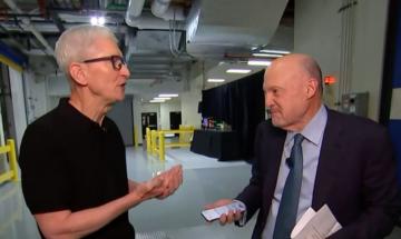 Jim Cramer praises Tim Cook's 'near impossible' achievement as Apple CEO