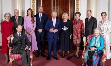 Royal family unveils scale model for new Queen Elizabeth II tribute