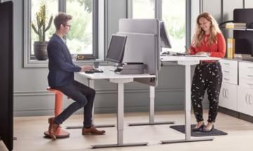 How to improve posture and reduce fatigue with simple desk adjustments