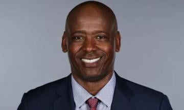 Chiefs coach Dave Merritt charged with domestic battery of daughter