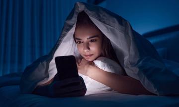 6 daily habits fueling stress: From screen time to sleep