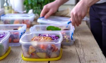 Fitness coach shares 10 filling foods that support natural weight loss