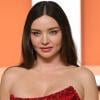 Miranda Kerr avoids wardrobe mishap after dress zipper breaks at event