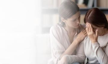 Explore ways to support loved ones navigating metastatic breast cancer diagnosis