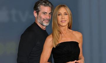 Jennifer Aniston to hold 'sacred soul union' with Jim Curtis in Ojai