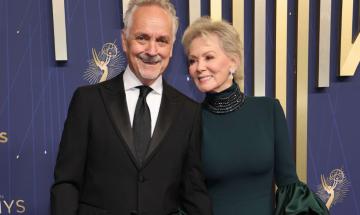 Jean Smart recalls insanely demoralising first date following death of husband