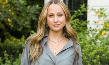 Jennifer Meyer opens up about welcoming third baby at 49