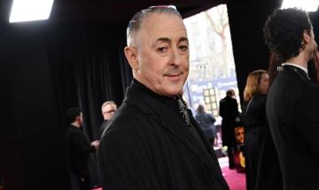 BAFTA host Alan Cumming criticises organisers over racial slur dispute