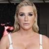 Kesha's unusual necklace has a 40-year backstory
