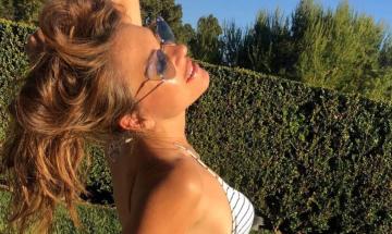 Iconic star Elizabeth Hurley reveals number one tip for perfect beach photos
