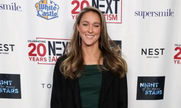 Kylie Kelce brings the house down with powerful five-word Webby speech