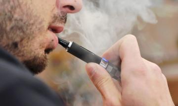 Man fatally harmed friend over indoor vaping, claims 'play-fighting'