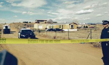 Woman fatally shoots boyfriend between eyes and neck after he dares her, sheriff reports