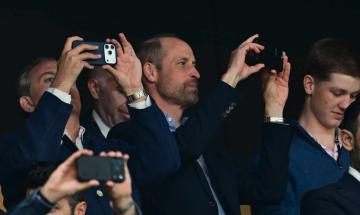 Prince William travels to Istanbul to cheer on Aston Villa in the Europa League final