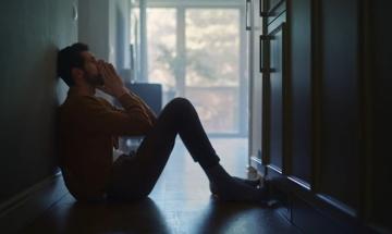 Feeling lonely? Discover how prolonged isolation affects your brain and body