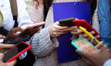 UK government to act on child social media access before the end of 2025