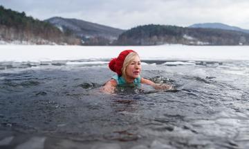 Cold therapy is all over social media but is it actually good for you?