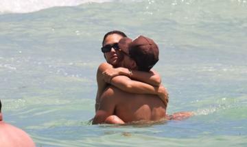 Jessica Alba and boyfriend Danny Ramirez pack on the PDA during romantic Miami beach getaway