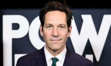 Paul Rudd takes aim at airline safety instructions in viral podcast clip