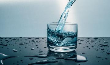 Is drinking water during workouts beneficial? Expert reveals