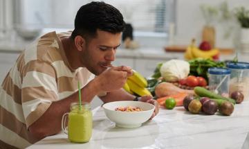 Why the speed at which you eat matters just as much as what you actually eat