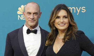 Mariska Hargitay and Christopher Meloni cheer Knicks courtside at NBA finals
