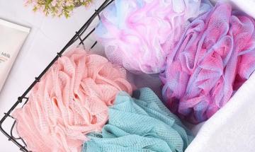 Microbiologists reveal the hidden hygiene risks of using loofahs daily