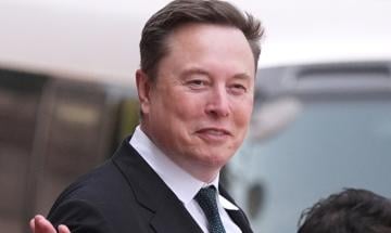 SpaceX President fuels Tesla merger speculation with Elon Musk remark