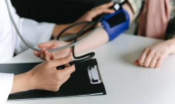 Doctor reveals hypertension symptoms people commonly mistake for stress or tiredness