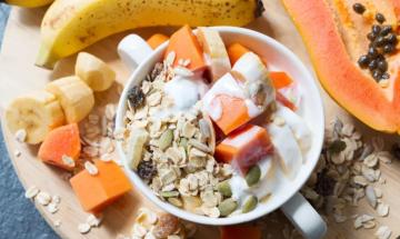 10 low-sugar breakfast foods that support gut health beyond smoothies
