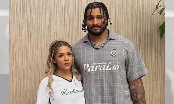 Dallas Cowboys star Marshawn Kneeland's son born seven months after his passing