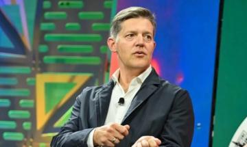 SpaceX names Elon Musk confidant Roelof Botha to its board