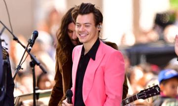 Harry Styles speaks on grief and hope in emotional London performance