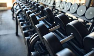 Should you do cardio or weights first? Here's what trainers recommend