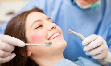 Dentist warns against four common brushing mistakes