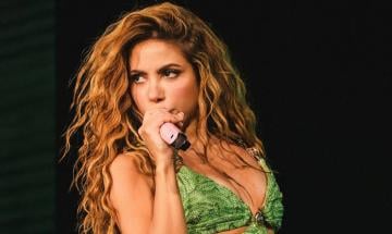 Shakira brings her global hits back to Egypt with special pyramids performance