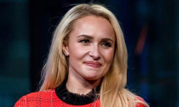 Hayden Panettiere misses rare 'Scream 4' reunion following family emergency