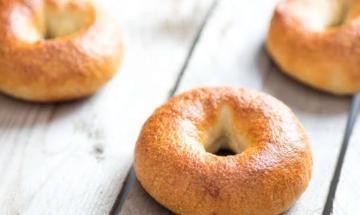 Love bagels? Here's how to eat them without derailing your diet