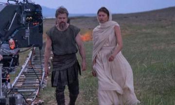 Matt Damon stumbles over Zendaya's last name during game