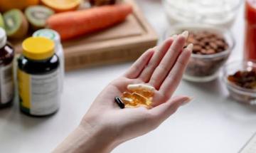 Should you take vitamin D daily? Here's what experts say