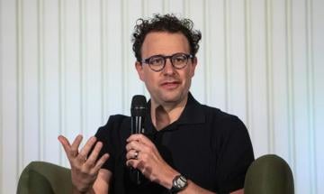 Anthropic CEO clarifies stance on open-weight AI models